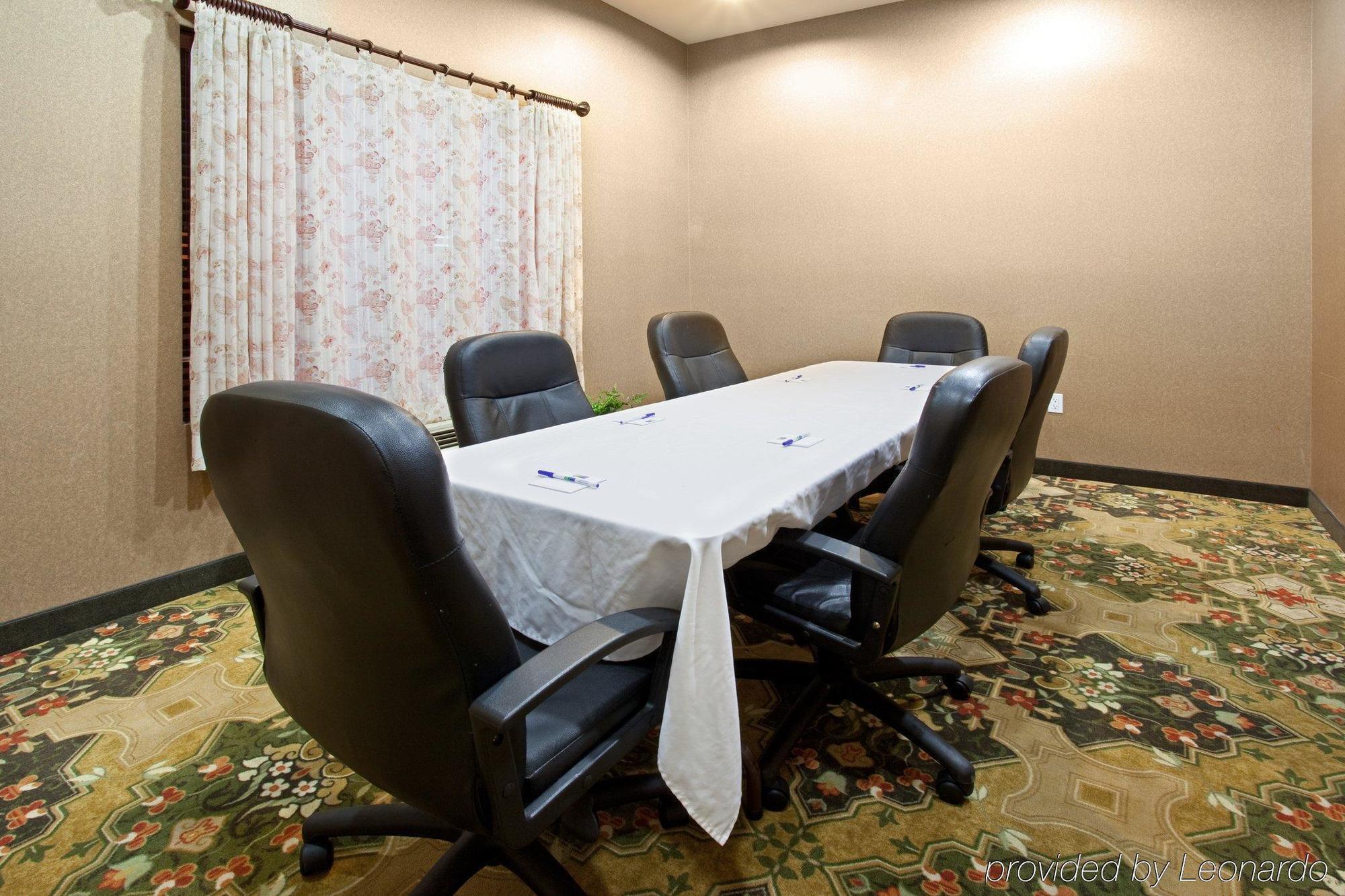 Holiday Inn Express Albuquerque N - Bernalillo By Ihg Удобства фото